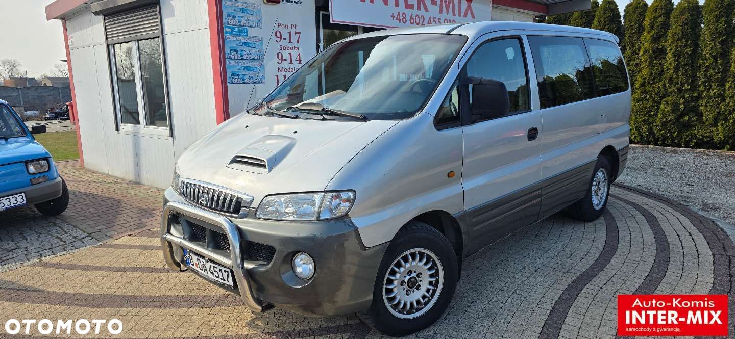 Hyundai H-1 - 1