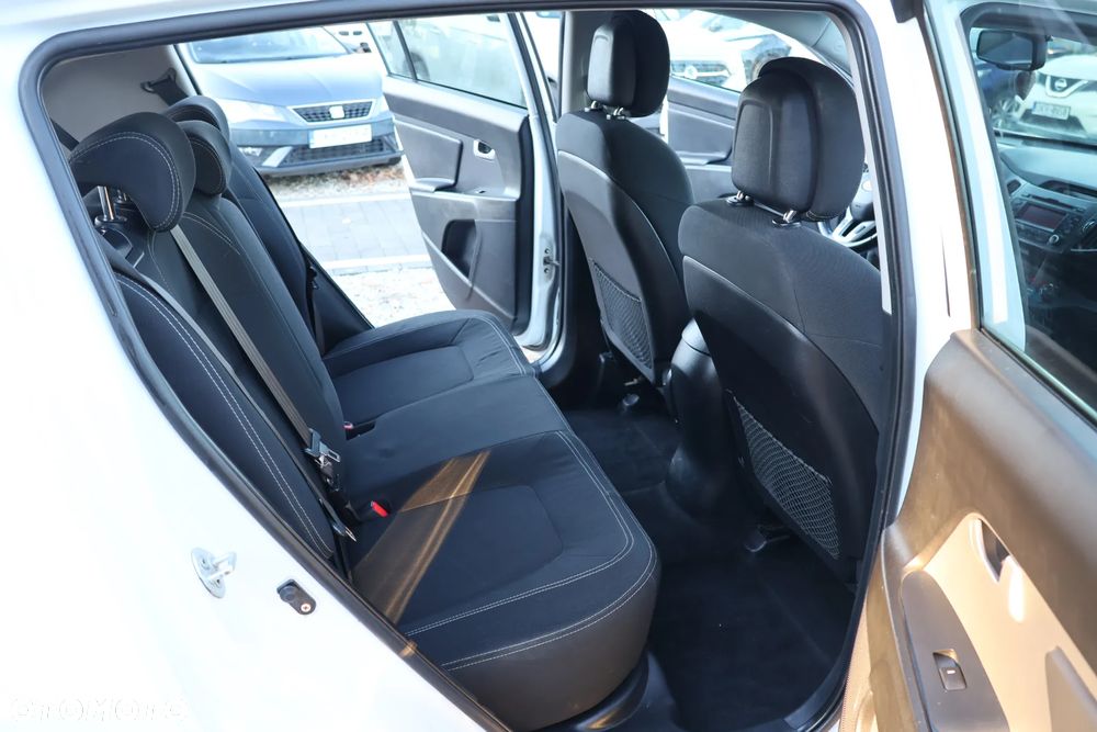 Kia Sportage 1.7 CRDI 2WD Vision - 9