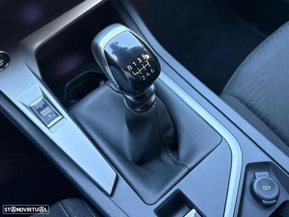 Peugeot 308 1.2 PureTech Active Pack - 49