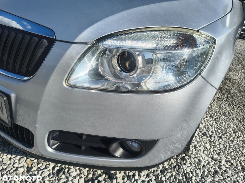 Skoda Fabia 1.2 HTP Elegance - 10