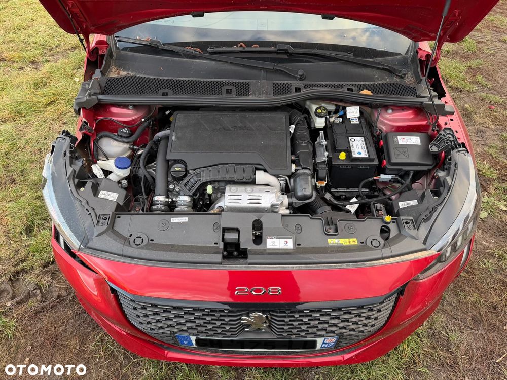 Peugeot 208 - 15