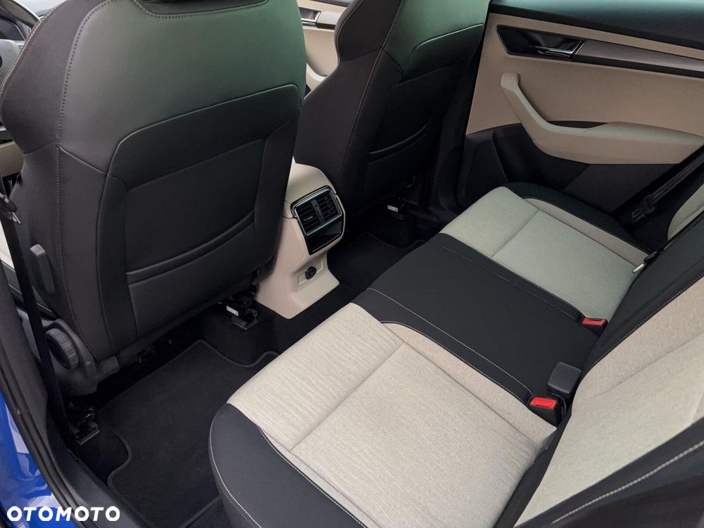 Skoda Karoq 2.0 TDI SCR 4x4 Style DSG - 28