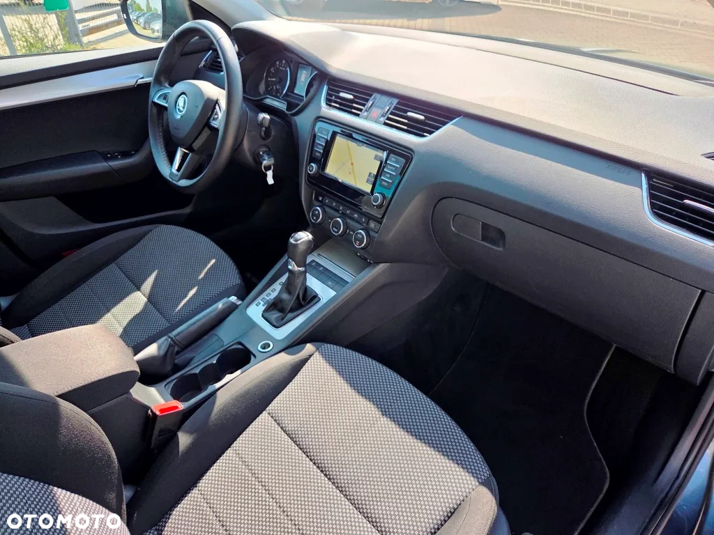Skoda Octavia Combi 1.4 TSI DSG Style - 28