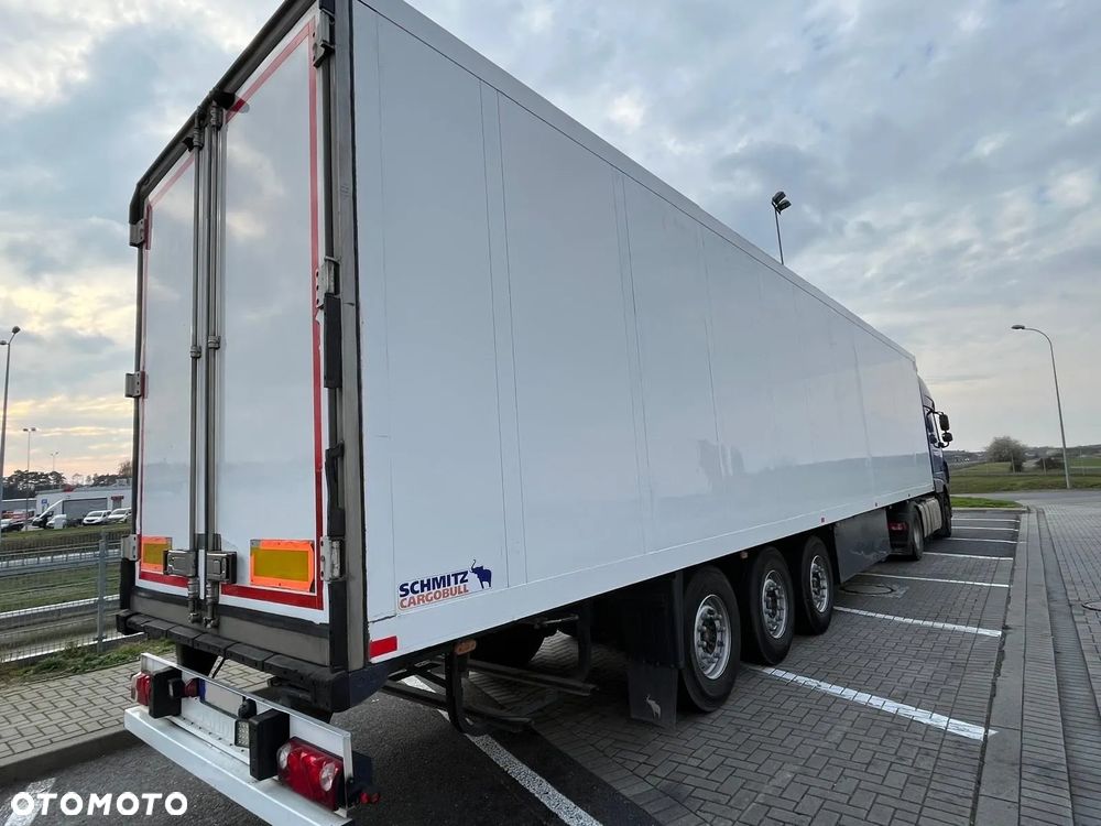 Schmitz Cargobull SKO 24