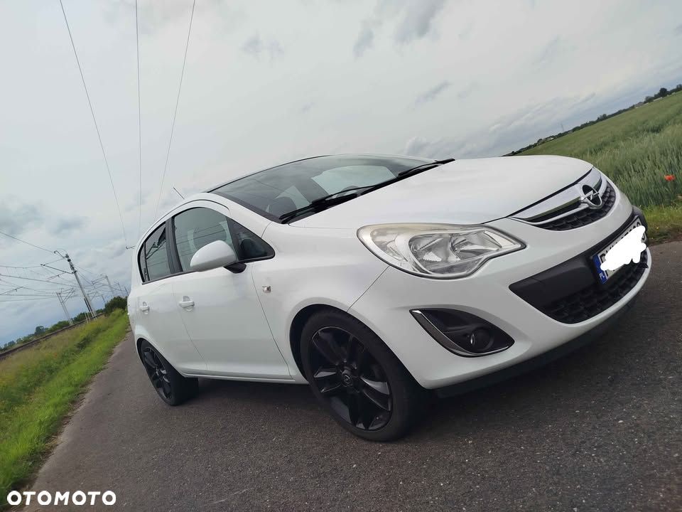 Opel Corsa 1.4 16V Color Edition - 2