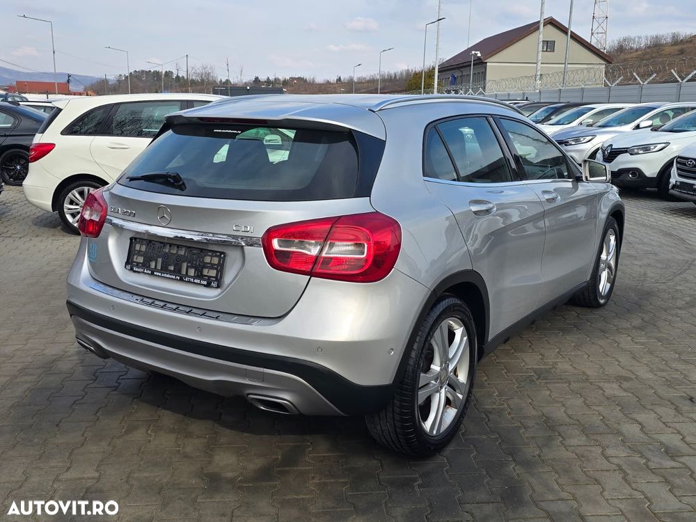 Mercedes-Benz GLA 200 d Aut. - 5