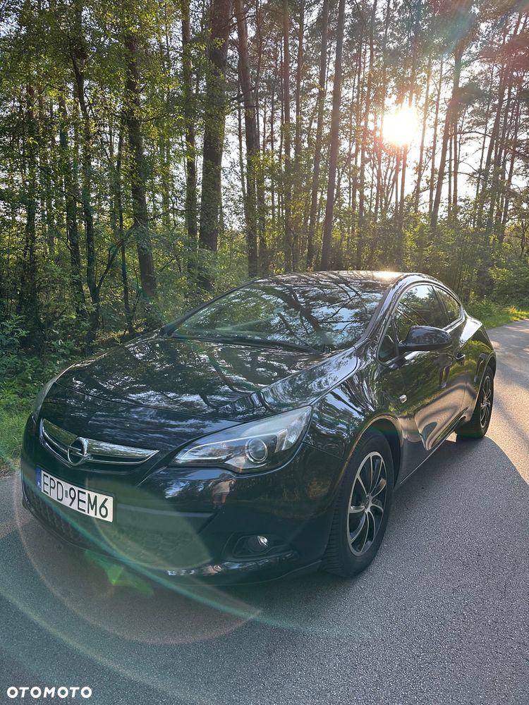 Opel Astra GTC 1.4 Turbo - 1