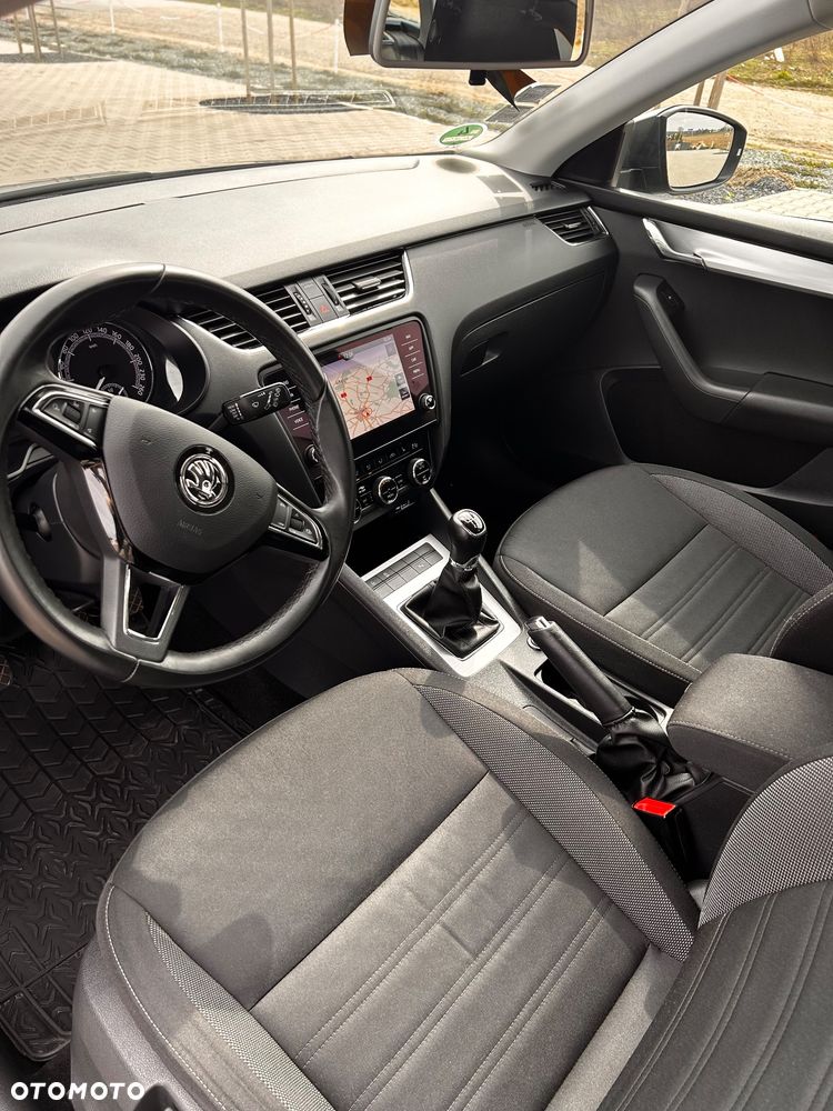 Skoda Octavia 1.5 TSI Ambition - 19