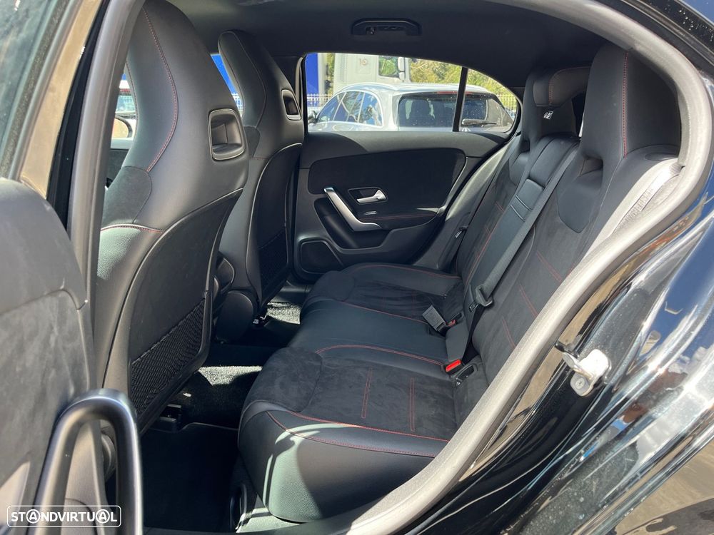 Mercedes-Benz A 250 e AMG Line - 48