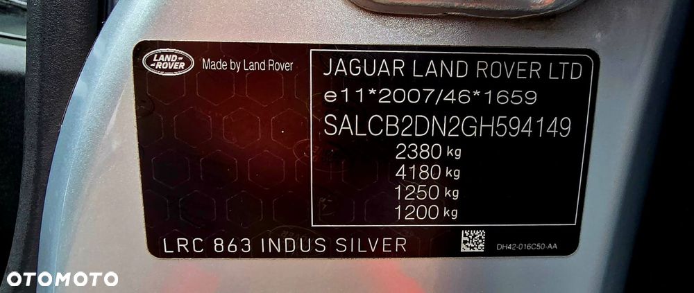 Land Rover Discovery Sport - 32