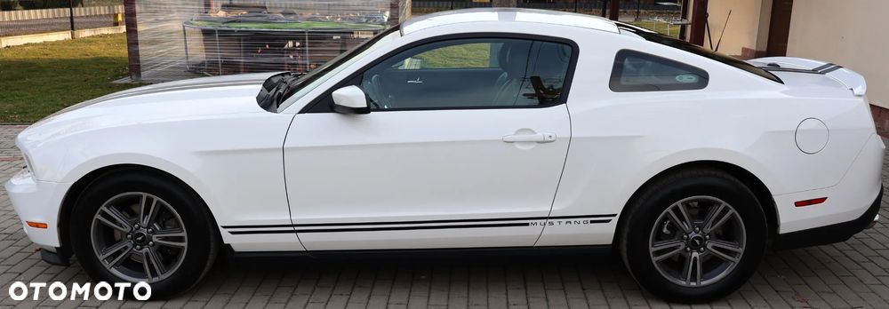 Ford Mustang 3.7 V6 Premium - 2