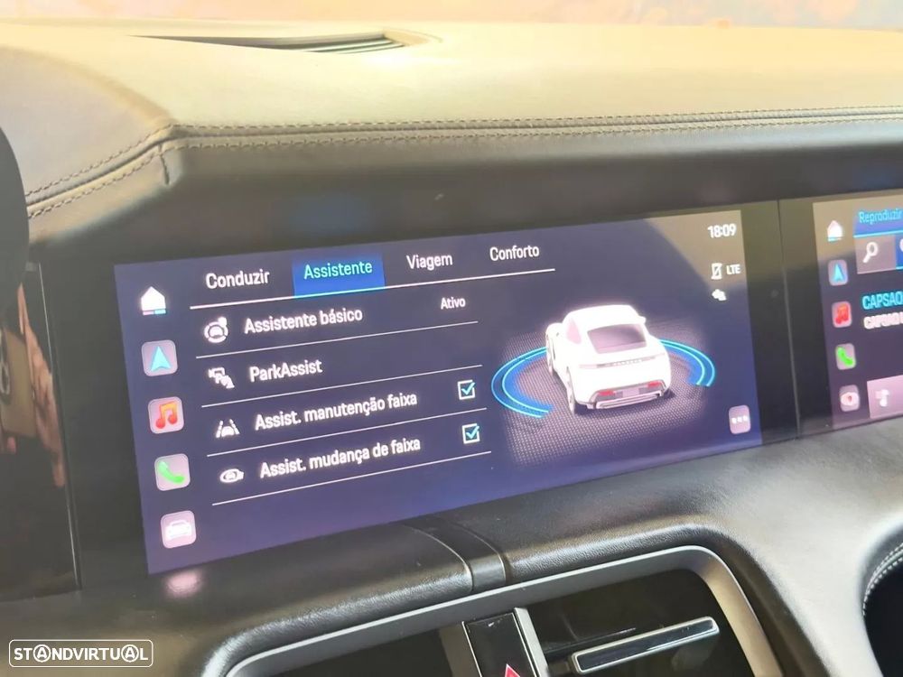 Porsche Taycan 4S - 34