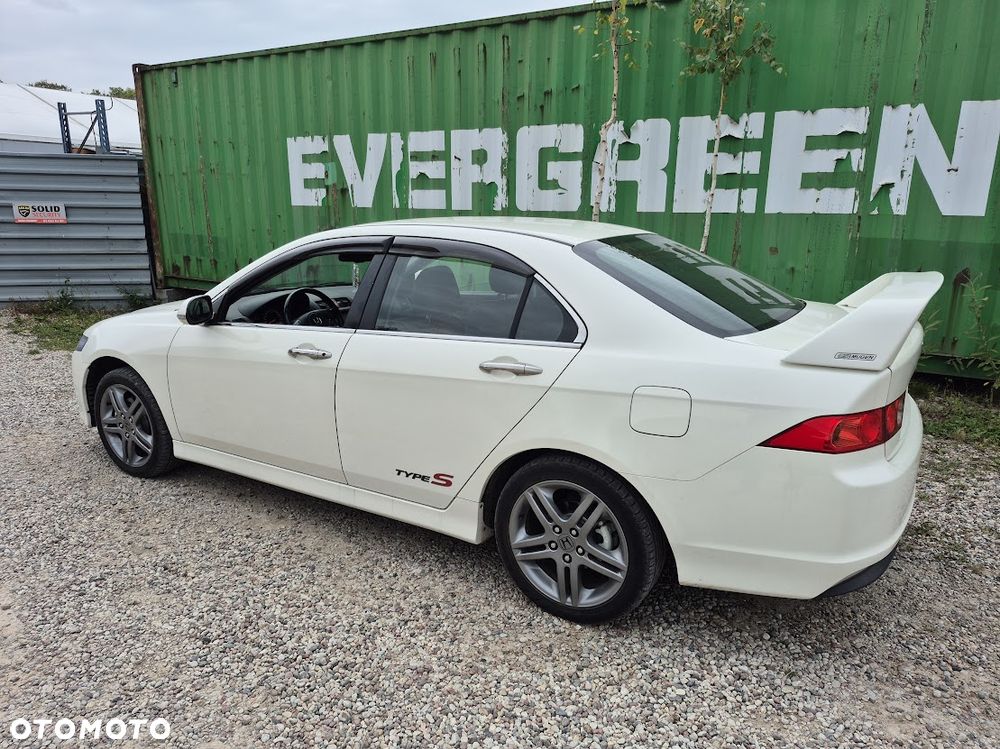 Honda Accord - 1
