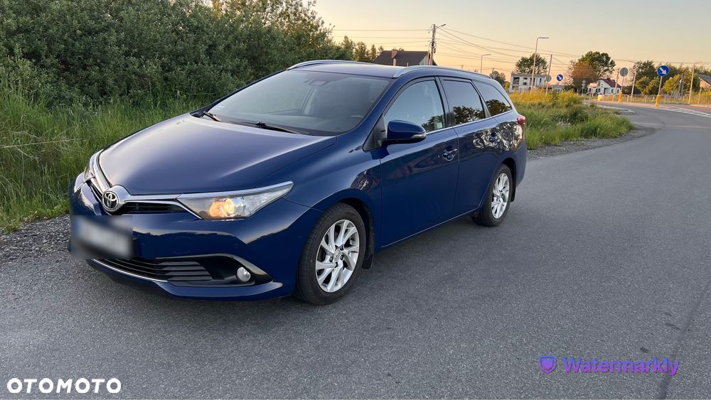 Toyota Auris - 2