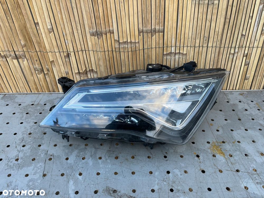 LAMPA LEWA LEWY FULL LED SEAT ATECA 576941007F - 1