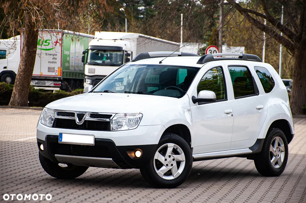 Dacia Duster 1.6 16V 4x2 Laureate - 9