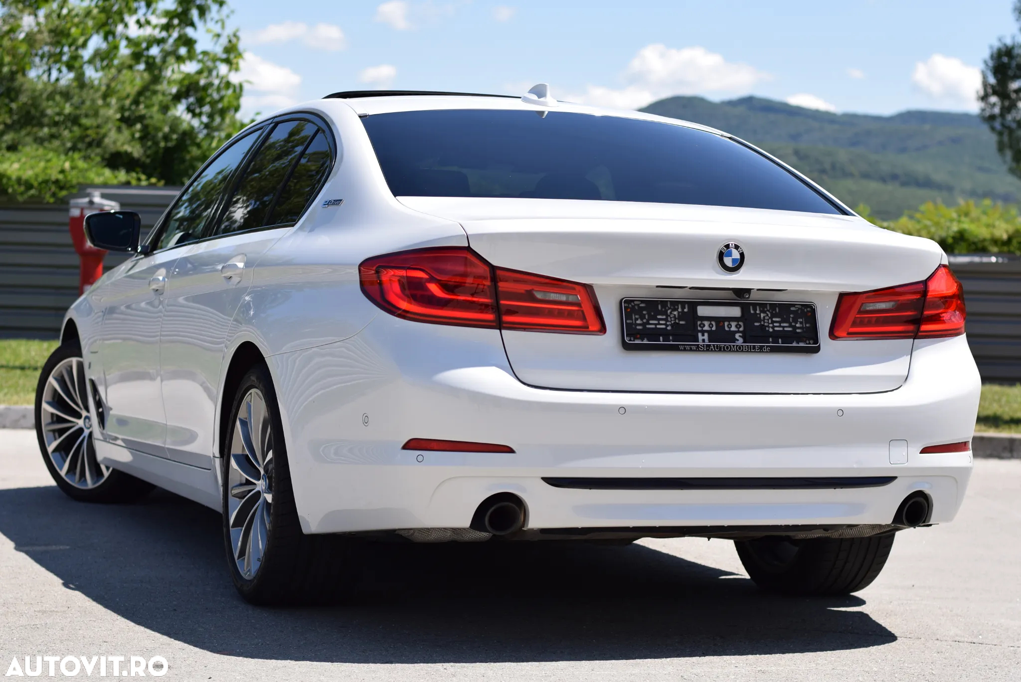 BMW Seria 5 530e iPerformance Aut. Sport Line - 4