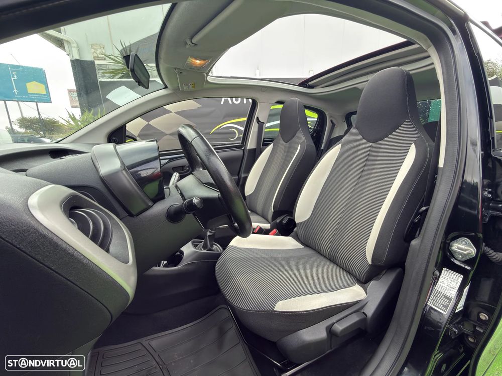 Peugeot 108 1.0 VTI S&S Top! Allure - 12