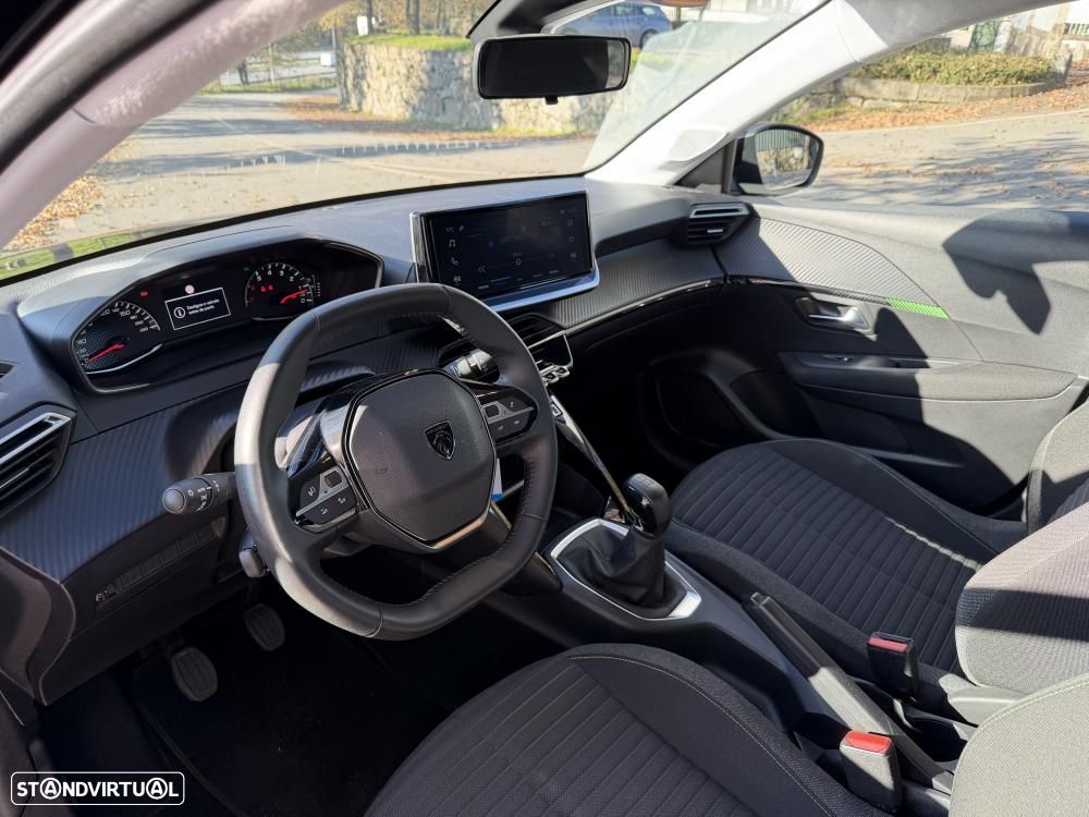 Peugeot 208 PureTech 75 Allure Pack - 9