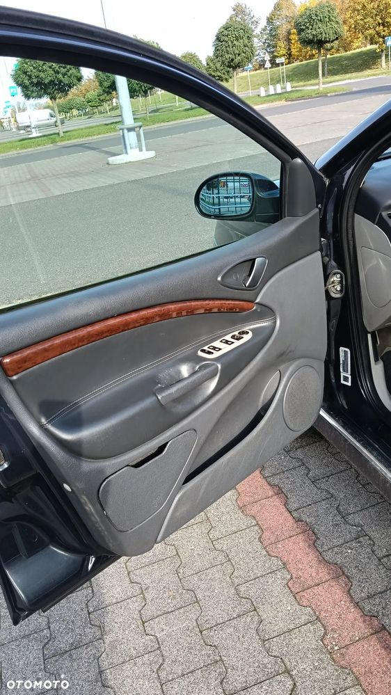 Citroën C5 II 2.0 HDi SX - 15