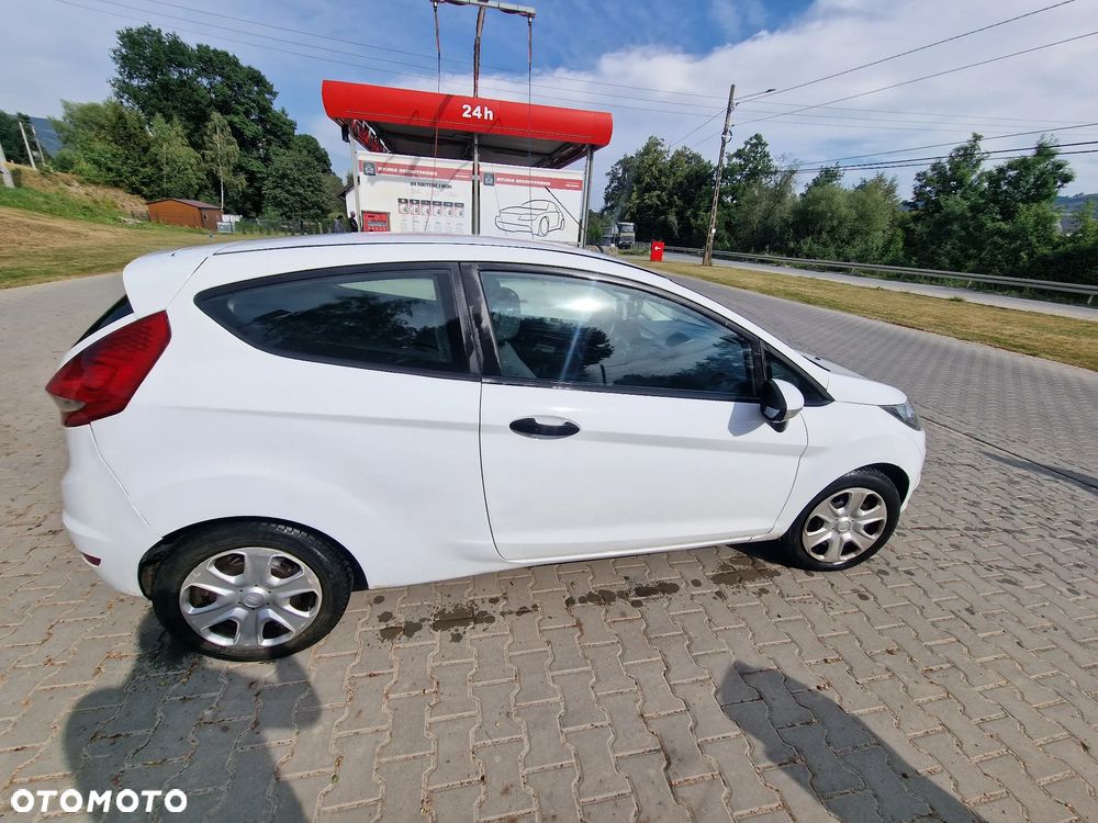 Ford Fiesta - 4