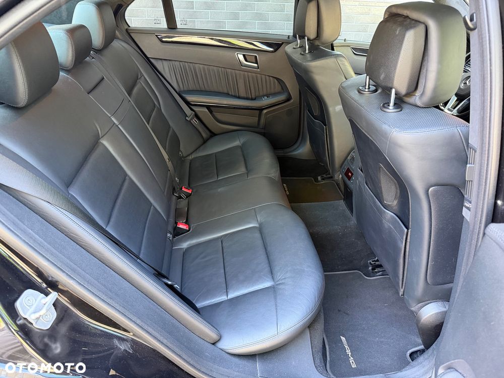 Mercedes-Benz Klasa E 350 CDI 4-Matic BlueEff Avantgarde - 33