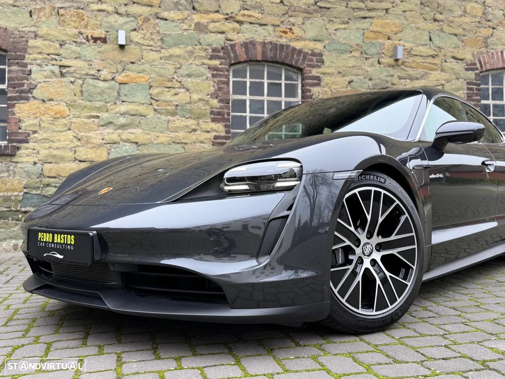Porsche Taycan Standard - 6