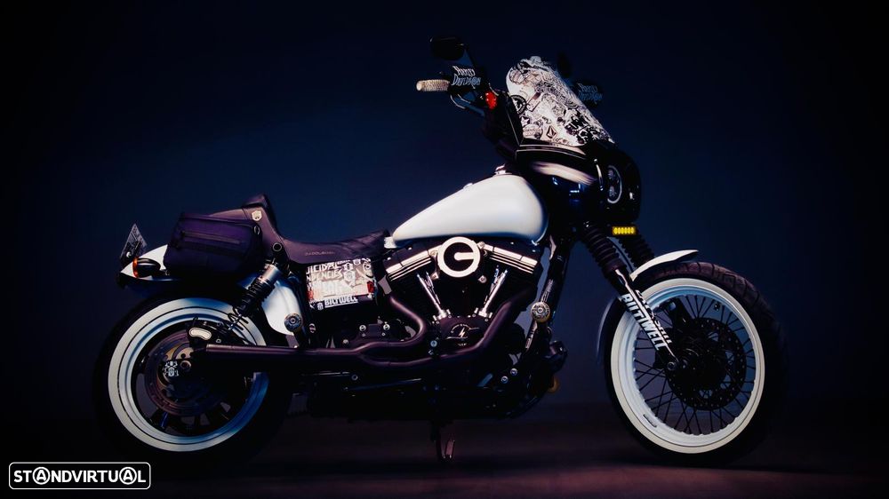 Harley-Davidson Dyna Street bob - 3