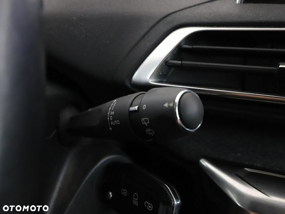 Peugeot 3008 1.2 PureTech Allure - 33