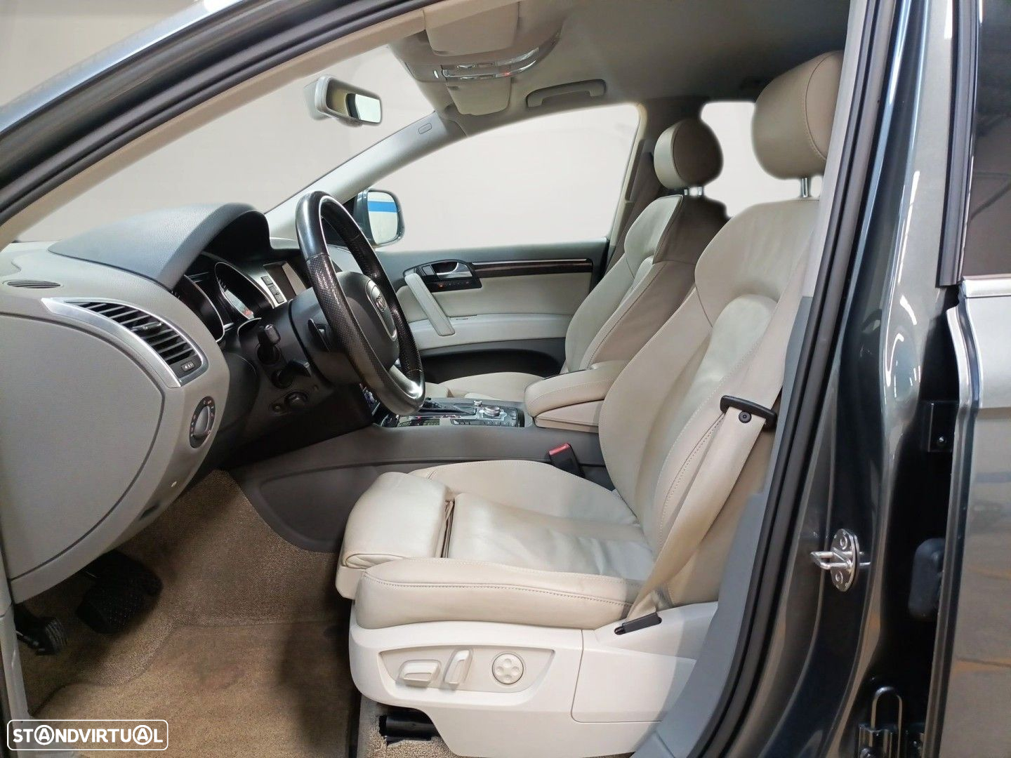 Audi Q7 - 7
