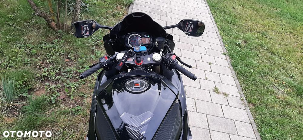 Suzuki GSX-R - 13