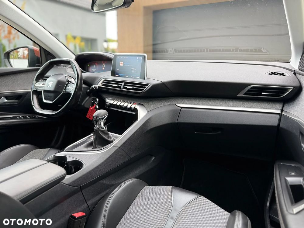Peugeot 3008 2.0 HDi Premium - 16