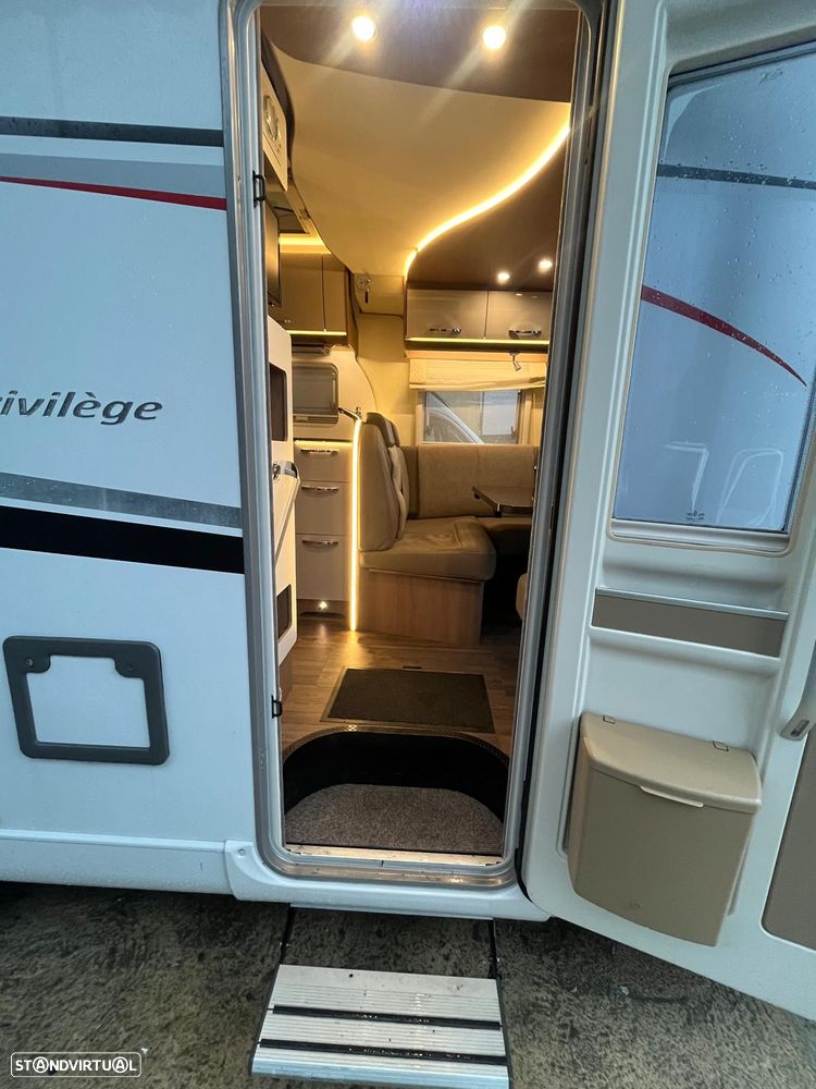 Burstner Lyseo Privilege 690 - 13