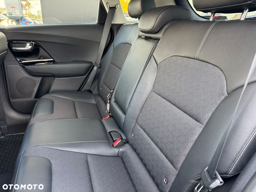 Kia Niro 1.6 GDI Hybrid L - 19