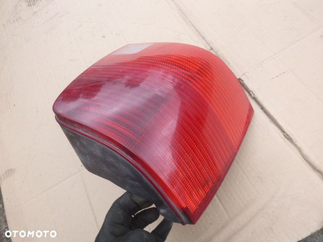 LAMPA LEWY TYŁ LEWA TYLNA VOLKSWAGEN PASSAT B5 KOMBI 96-00 - 3