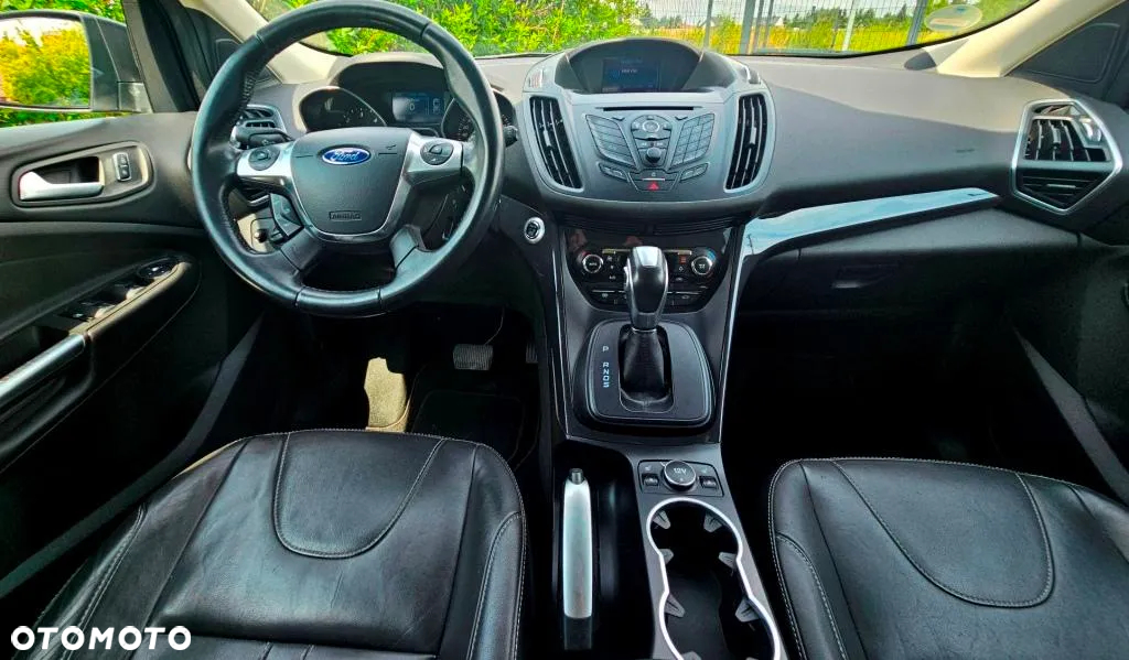 Ford Kuga 2.0 TDCi 4x4 Titanium - 17