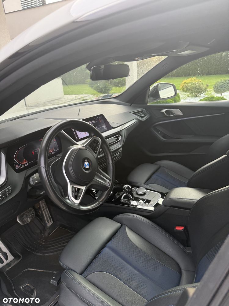 BMW Seria 2 218d M Sport - 8