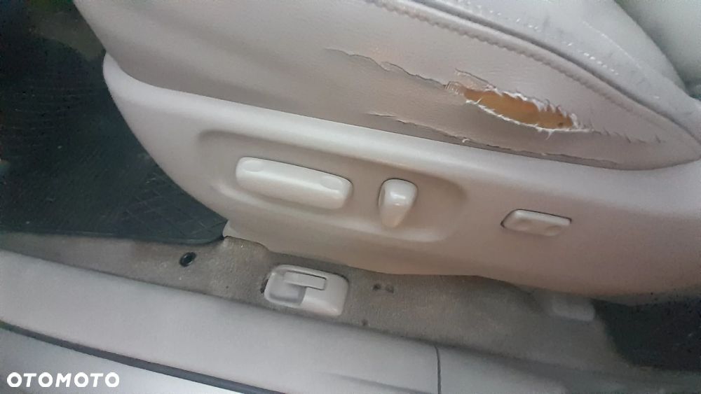 Toyota Sienna 3.3 LE AWD - 24