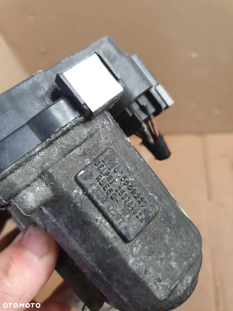 PRZEPUSTNICA OPEL ASTRA H 2004 2010 1.6 055559227 25378492A - 5