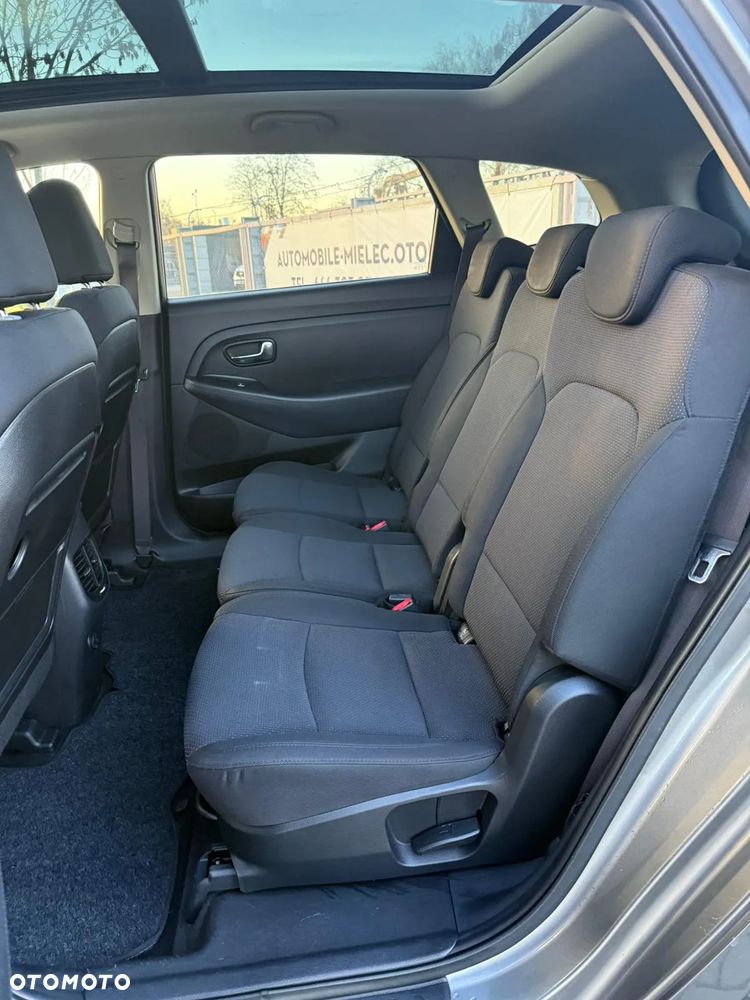 Kia Carens 1.7 CRDi 115 Dream-Team Edition - 13