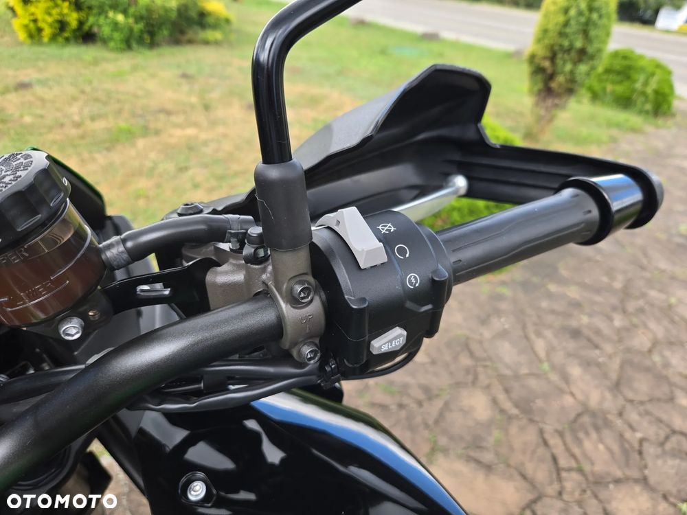Kawasaki Versys 1000 - 15