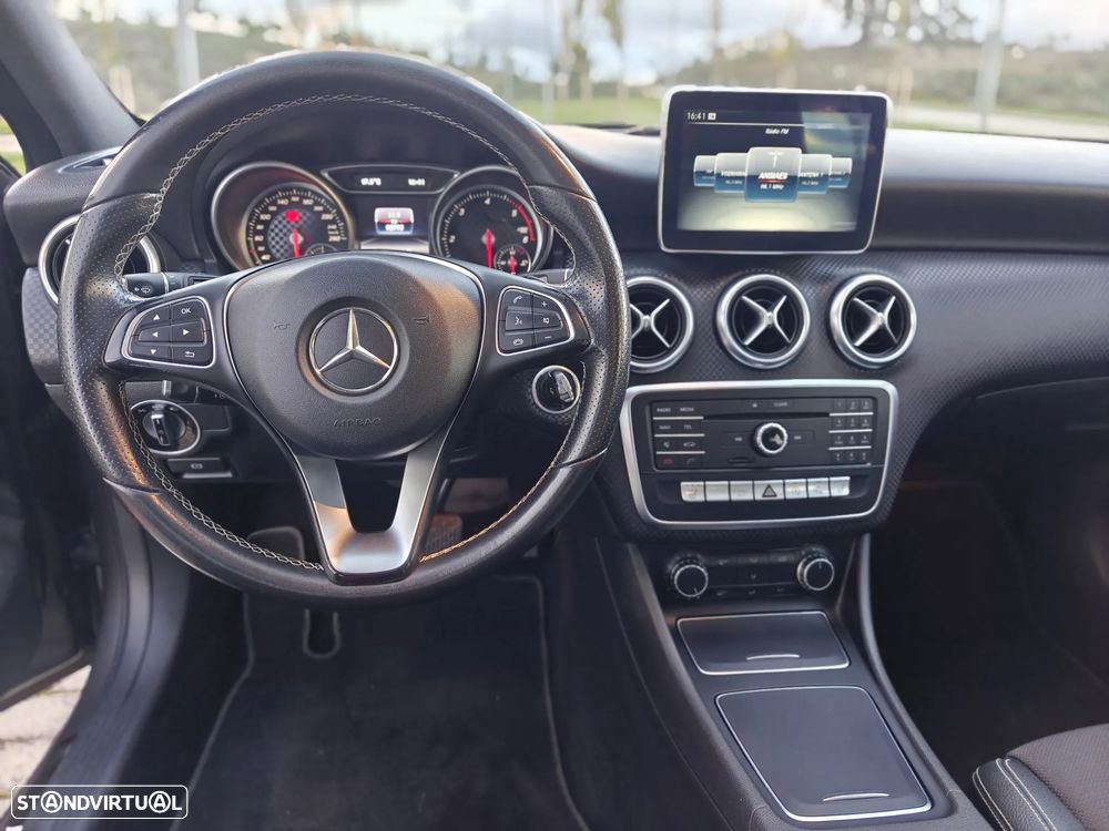 Mercedes-Benz A 180 - 3