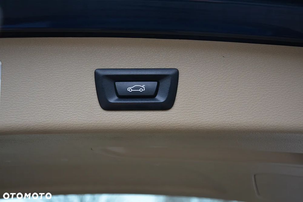 BMW X3 xDrive28i Sport-Aut Advantage - 29