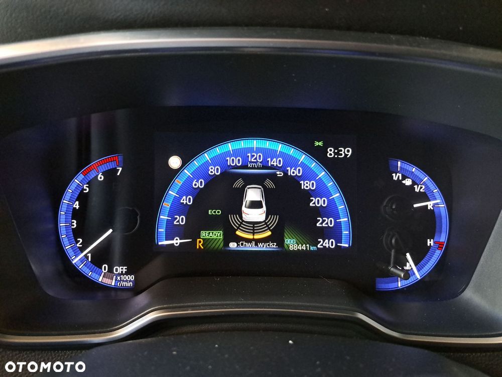 Toyota Corolla 1.8 Hybrid Comfort - 36