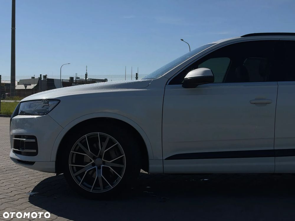 Audi Q7 3.0 TFSI Quattro Tiptr - 8