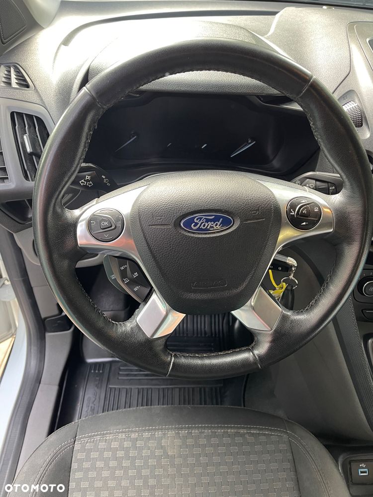 Ford Connect - 18