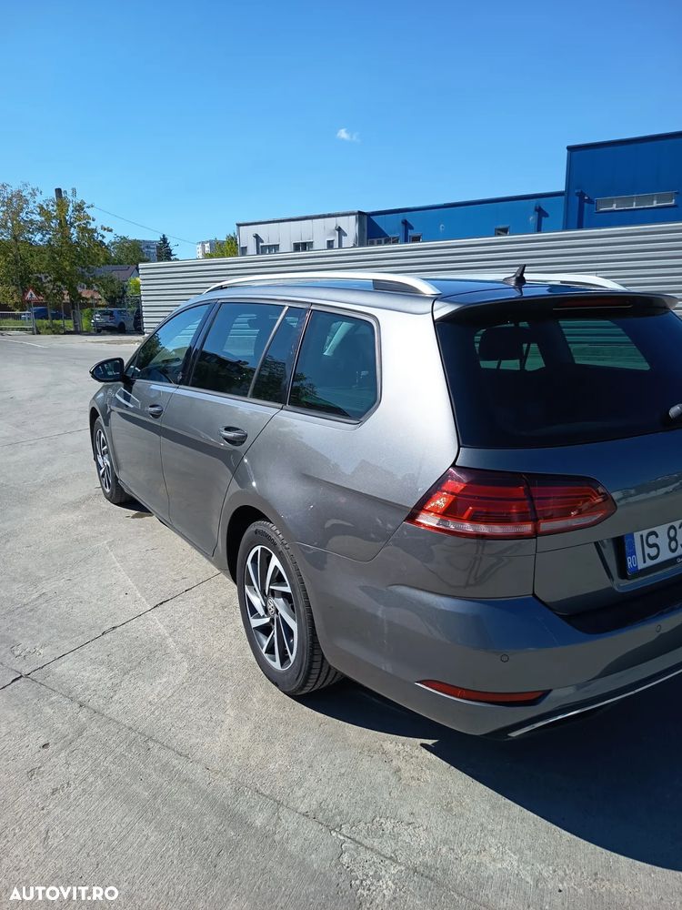 Volkswagen Golf - 14