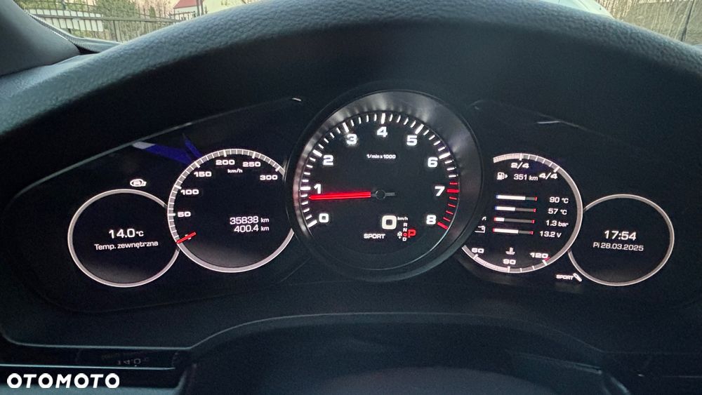 Porsche Cayenne S Platinum Edition - 33