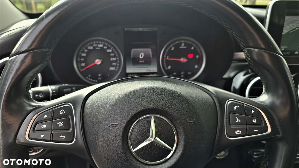 Mercedes-Benz Klasa C 180 (BlueTEC) d AMG Line - 19