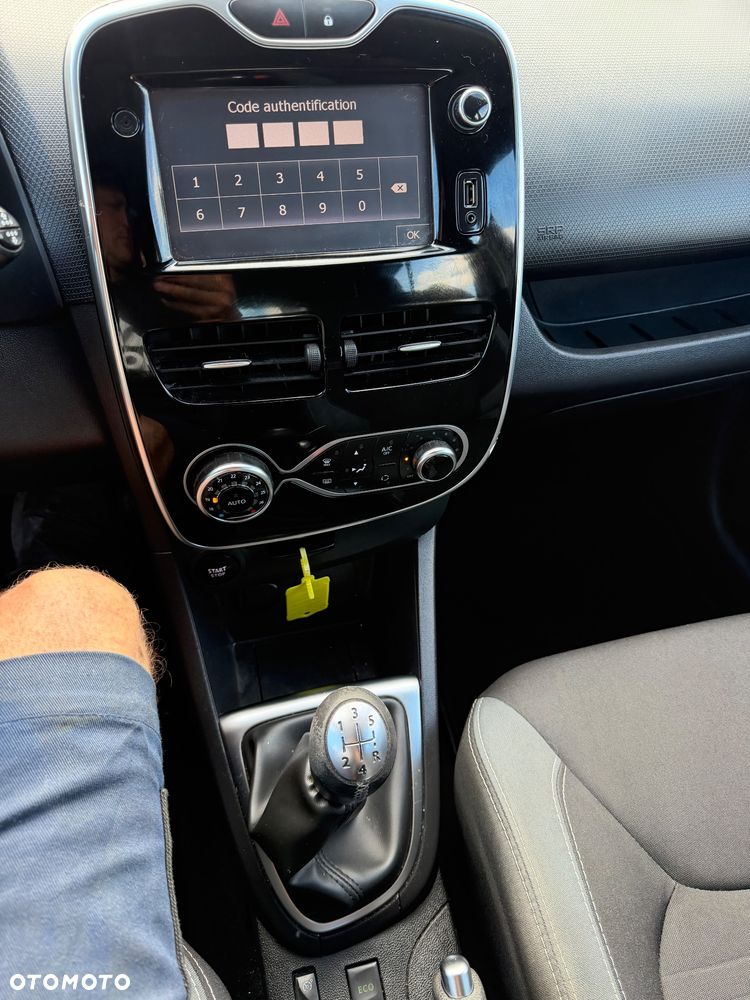 Renault Clio Energy dCi 90 Start & Stop Intens - 18